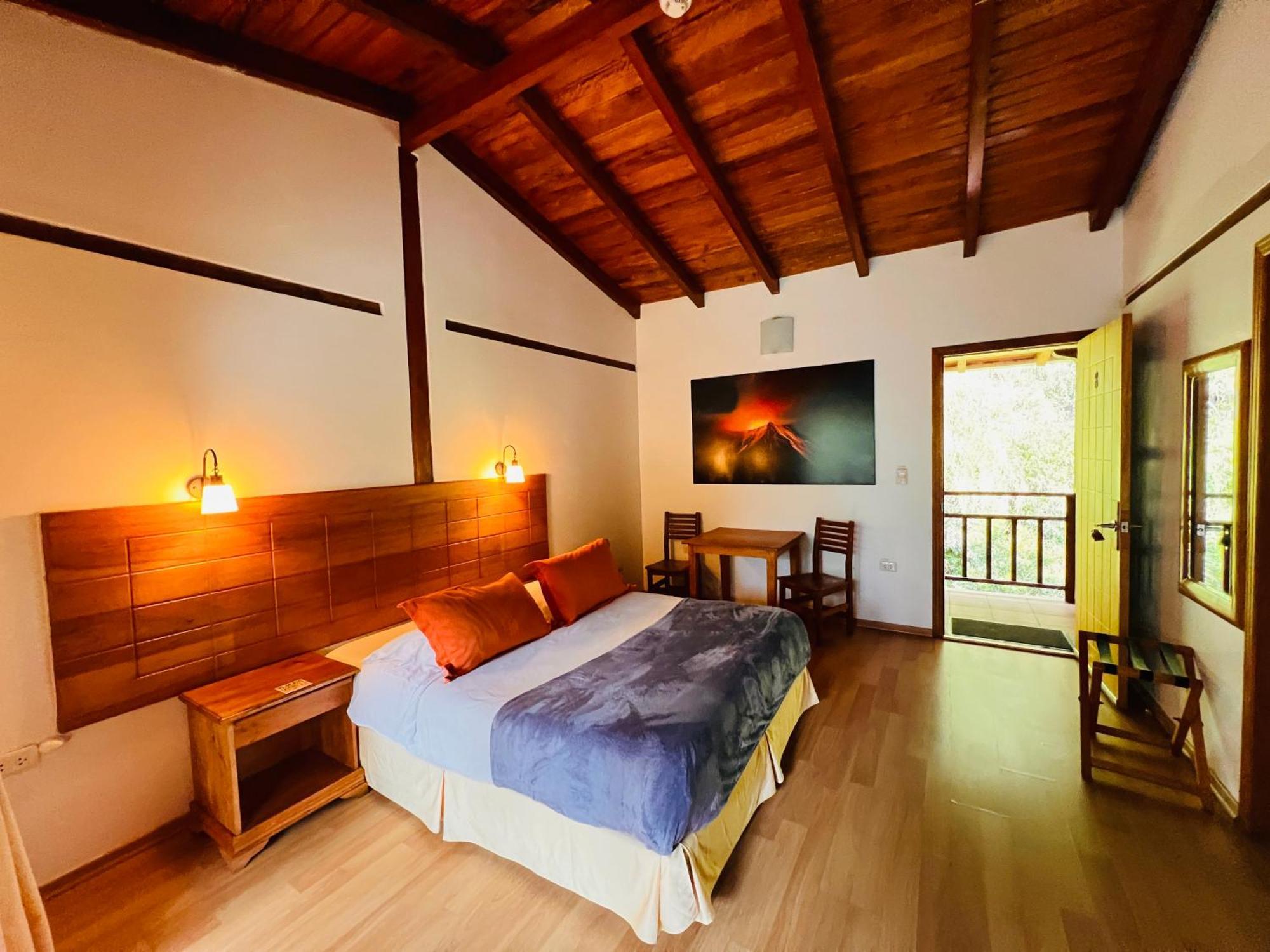 Mama Tungu Hostel 바뇨스 외부 사진